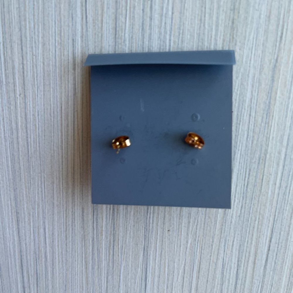 Crystal studs - Picture 5 of 11